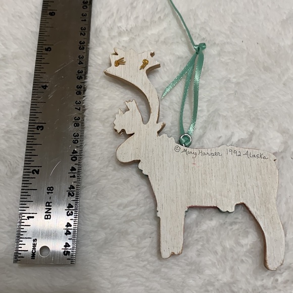 Alaska caribou reindeer wood ornament Mary Harper - Picture 7 of 12
